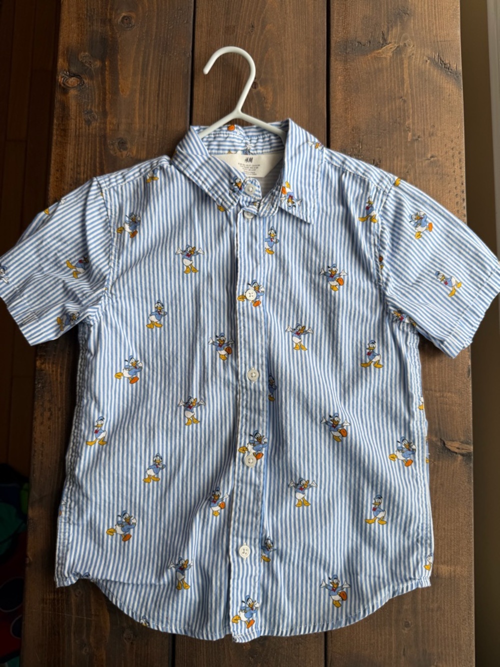 H&M Disney Donald Duck Light Blue Striped Short-Sleeve Button Up Collared Shirt